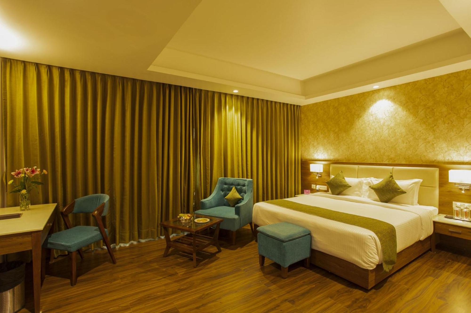 Sarovar Portico, Somnāth Exterior foto