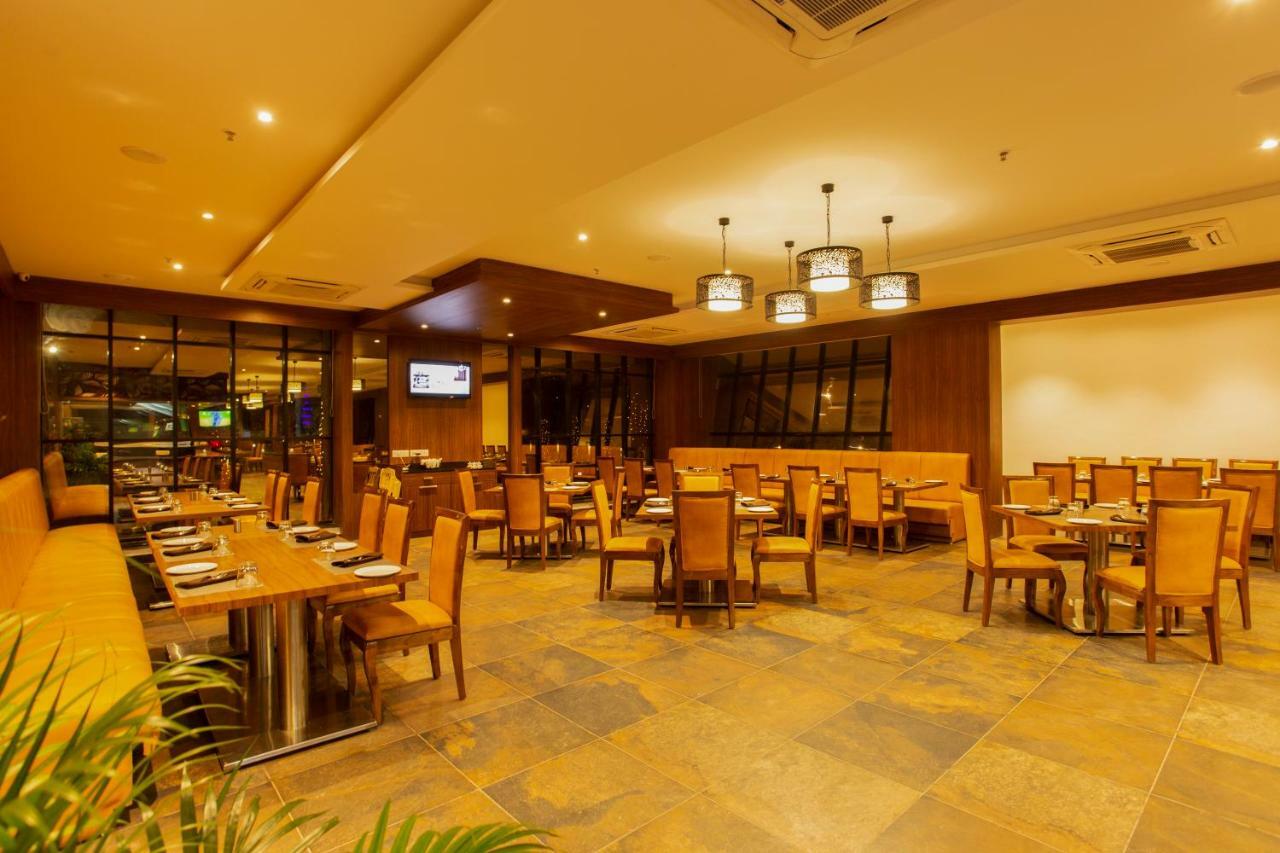 Sarovar Portico, Somnāth Exterior foto