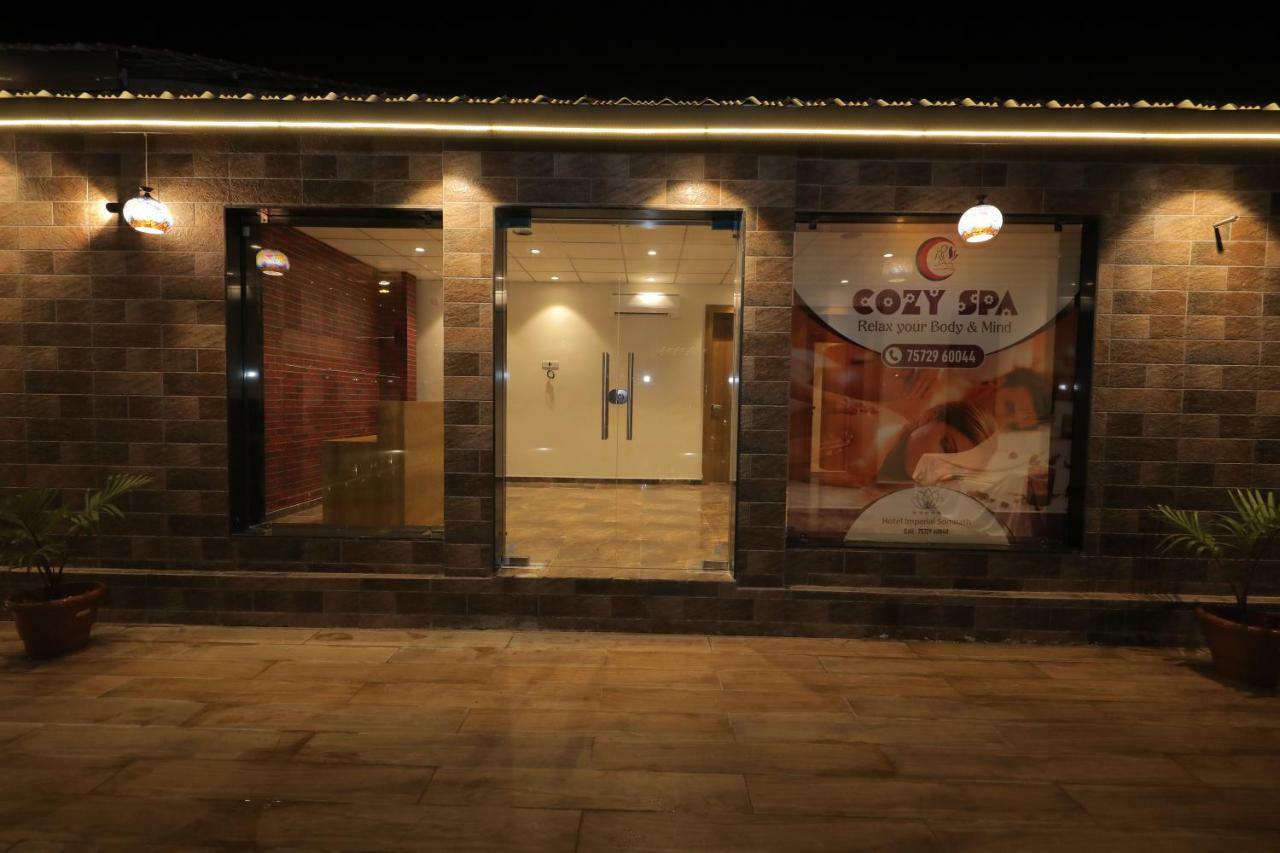 Sarovar Portico, Somnāth Exterior foto